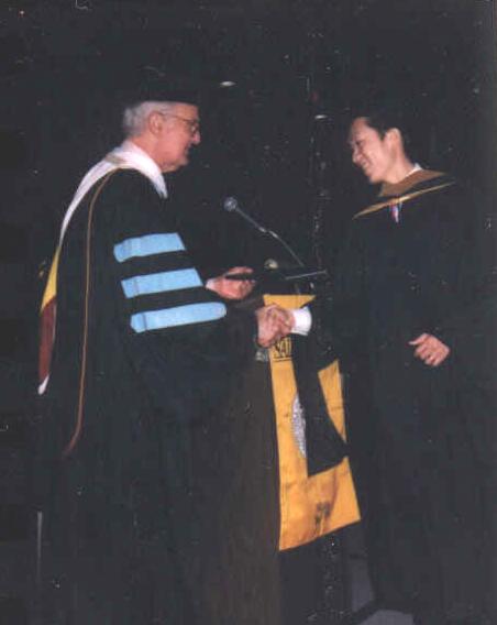 b mba graduation 1.JPG (20724 bytes)
