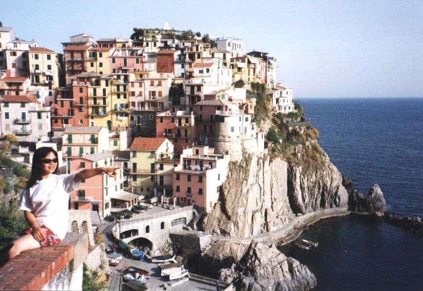 ciqueterr 1m.JPG (106481 bytes)