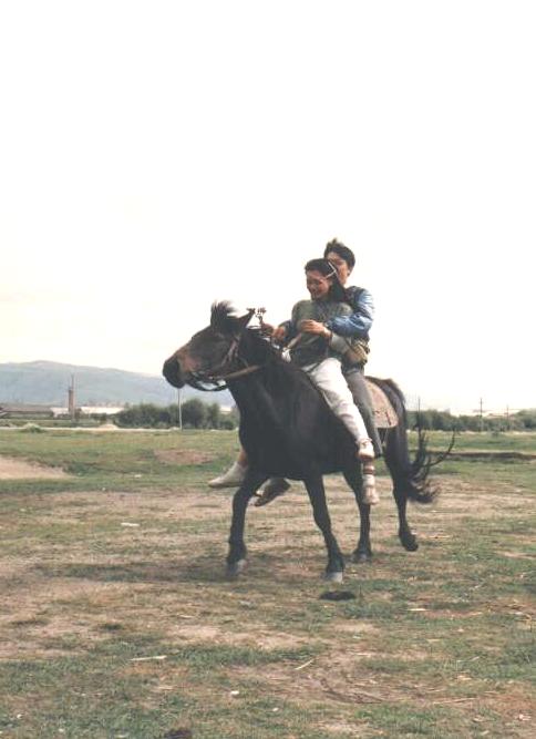 first trip horse ride jj.JPG (38518 bytes)