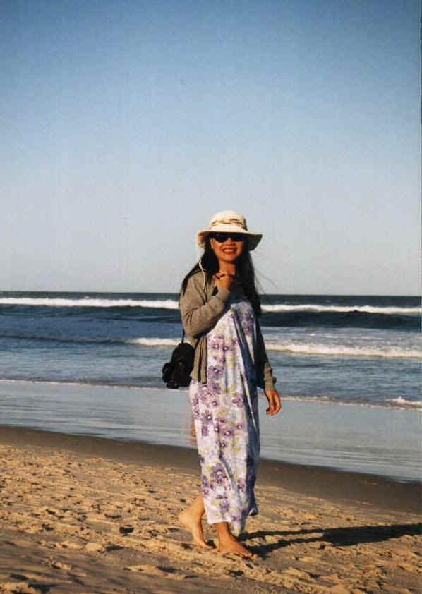 gold_coast_m.JPG (43065 bytes)