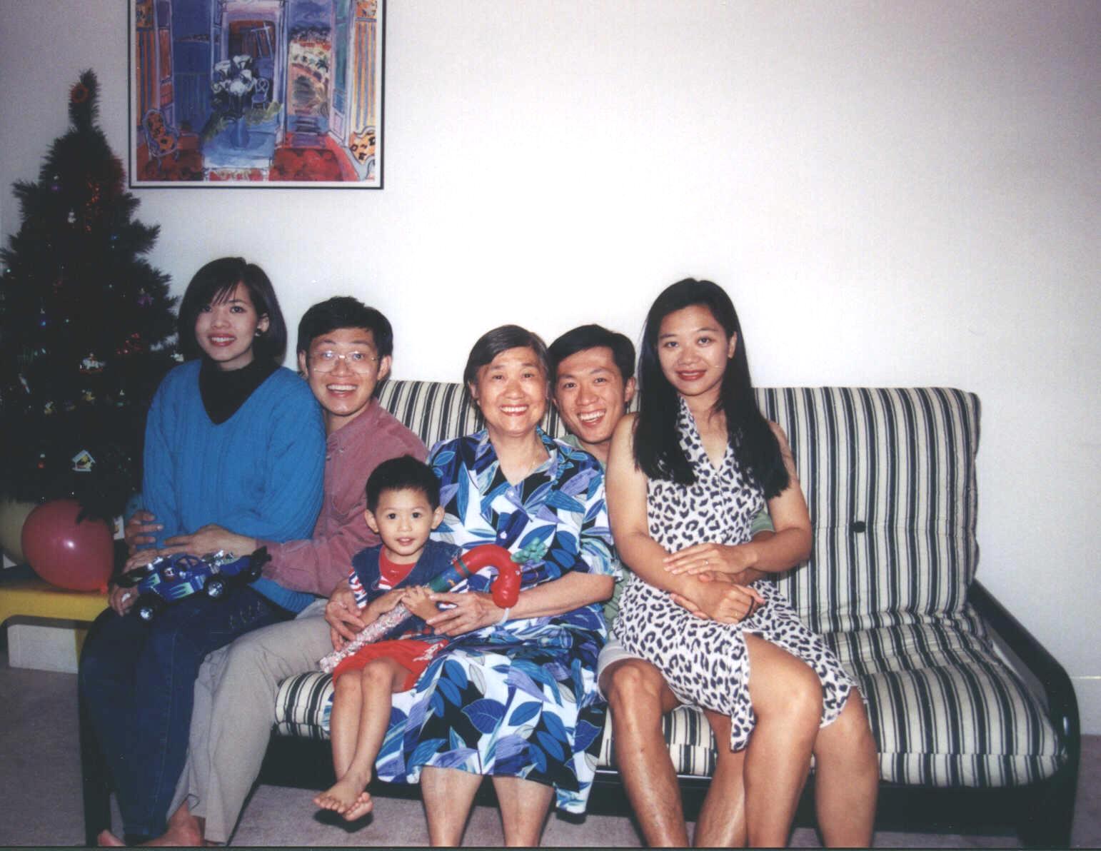 home full house 1.jpg (179705 bytes)