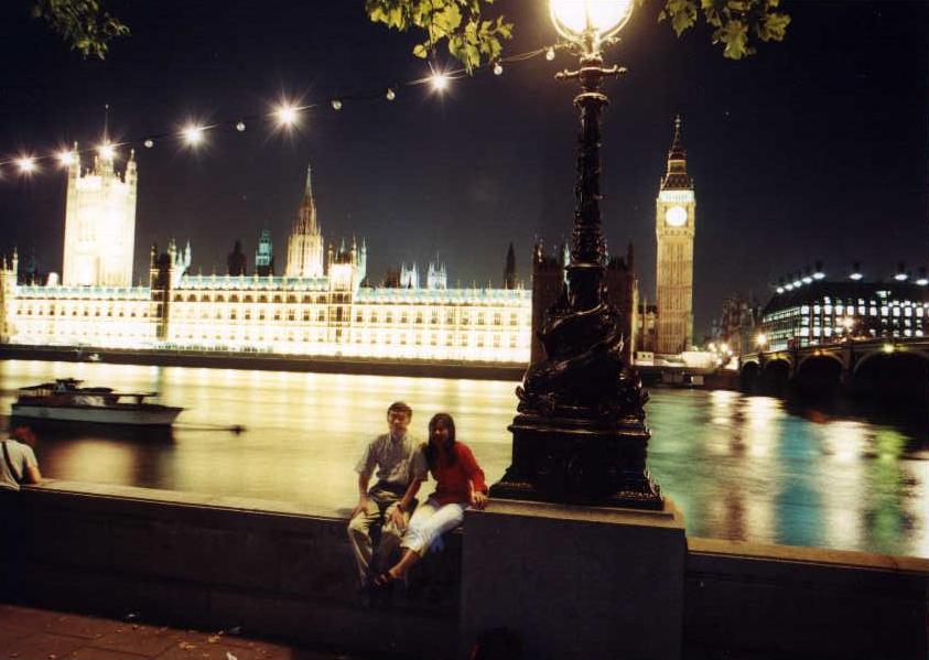 london night jj 1.jpg (64894 bytes)