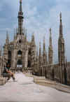 milano duomo roof m.JPG (69767 bytes)