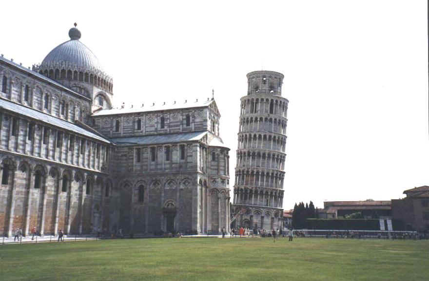 pisa view.JPG (59444 bytes)