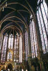 sinte chapelle 1st floor.JPG (131017 bytes)