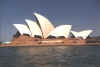 sydney opera house.JPG (56474 bytes)