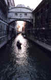 venice bridge of sighs.JPG (248598 bytes)
